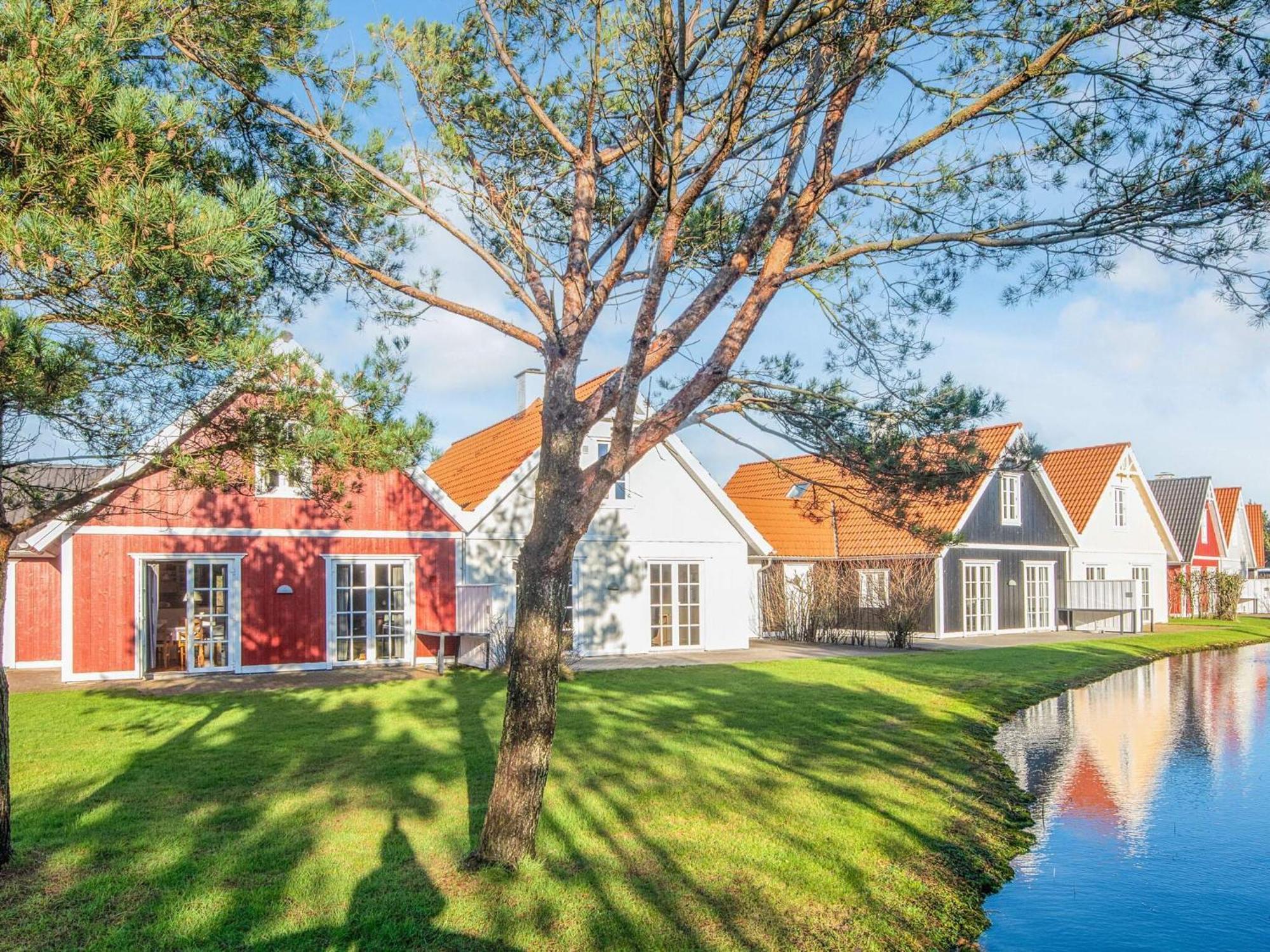 6 Person Holiday Home In Bl Vand Blåvand Esterno foto