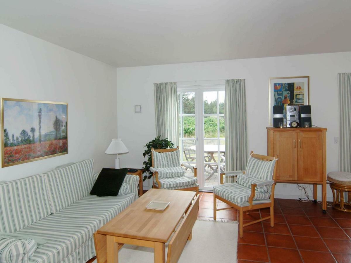 6 Person Holiday Home In Bl Vand Blåvand Esterno foto